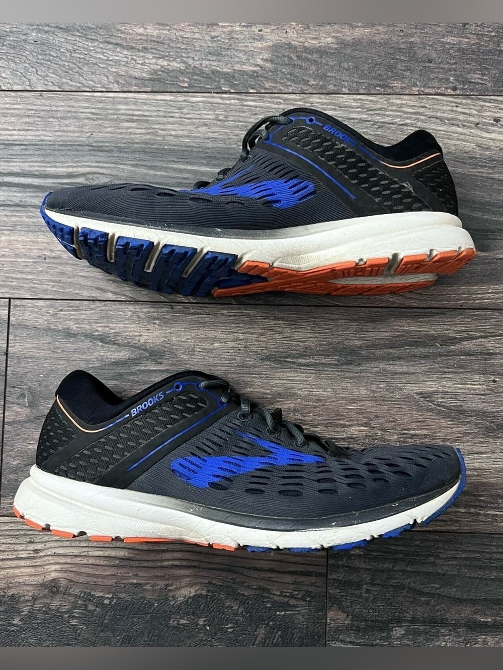 Brooks Ravenna 9 Men’s Size 8 Black Blue Running Shoes